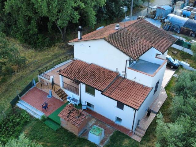 Casa in vendita a Monte San Savino, Arezzo
