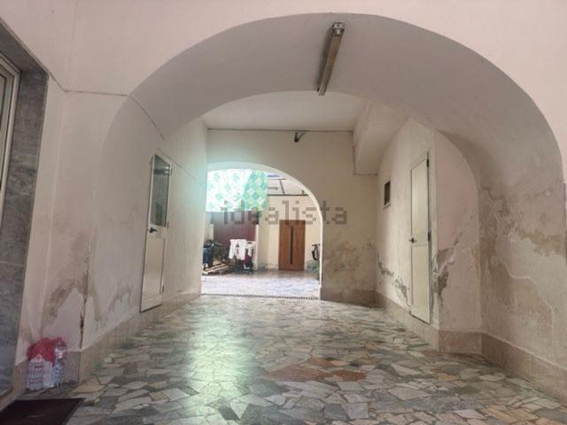 Casa in vendita a Lusciano, Campania