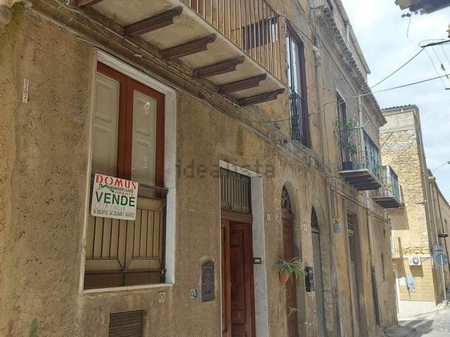 Casa in vendita a Naro, Sicilia
