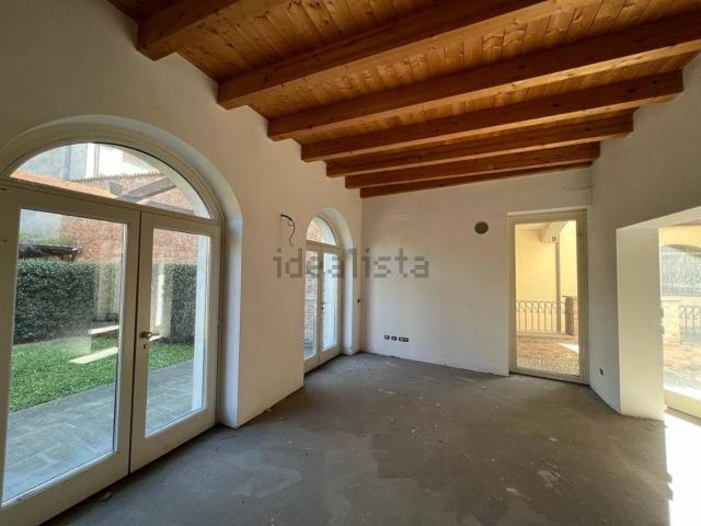 Casa in vendita a Piacenza, Reggio Emilia
