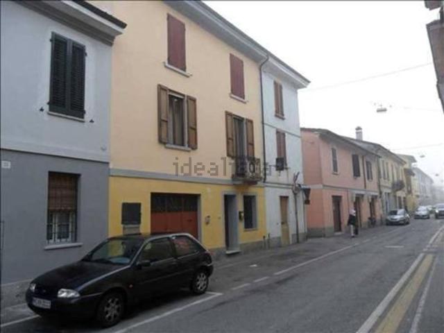 Casa in vendita a Soresina, Lombardia