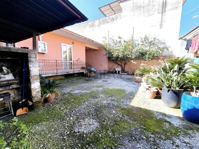 Casa in vendita a Caivano, Campania