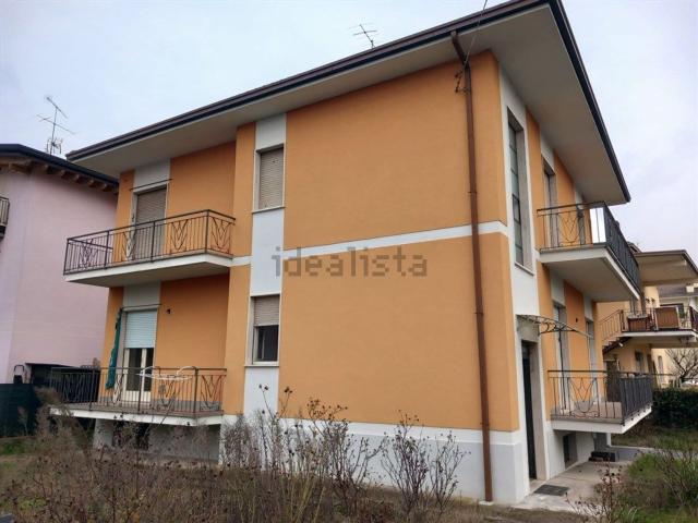 Casa in vendita a Rivoltella del Garda, Desenzano Del Garda