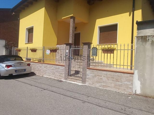 Casa in vendita a Piemonte, Novara
