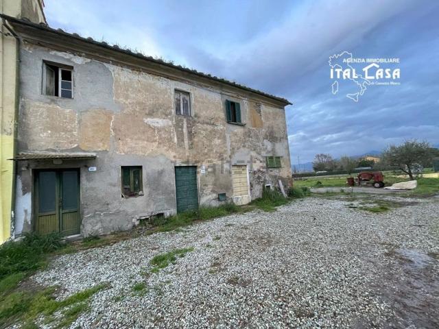 Casa in vendita a Larciano, Toscana
