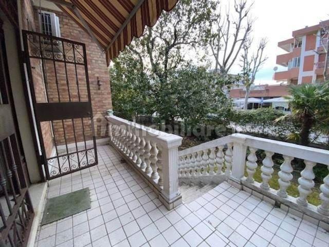 Casa in vendita a Rimini, Reggio Emilia