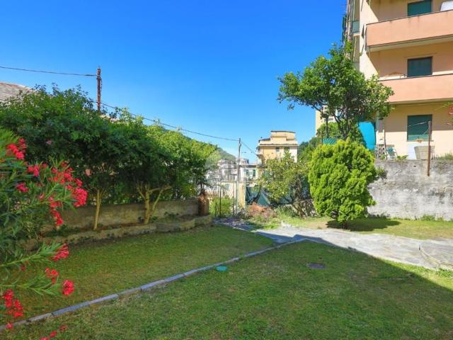 Casa in vendita a Bassa Val Bisagno, Serra Riccò
