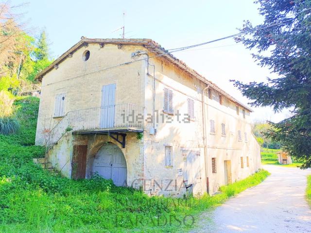 Casa in vendita a Urbino, Pesaro e Urbino