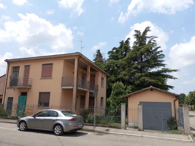 Casa in vendita a Lungavilla, Lombardia