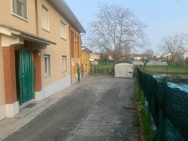 Casa in vendita a Dosolo, Lombardia