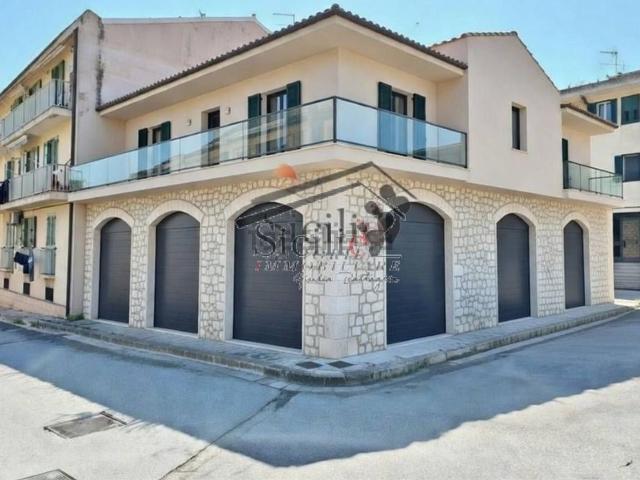 Casa in vendita a Cava D'aliga, Sicilia