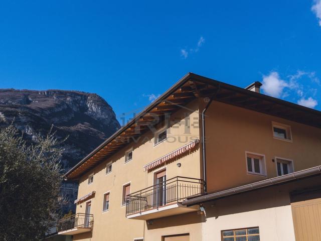 Casa in vendita a Comunità Alto Garda e Ledro, Arco