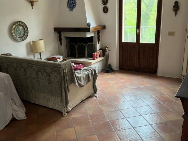 Casa in vendita a Marche, Pesaro E Urbino