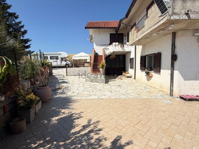 Casa in vendita a Campolieto, Molise