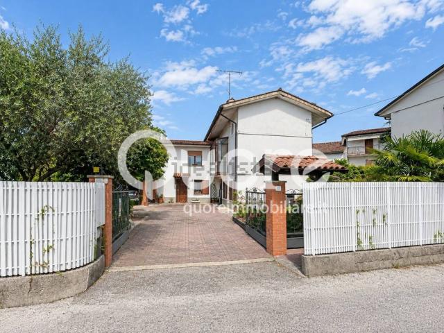 Casa in vendita a Faedis, Faedis / Fojda
