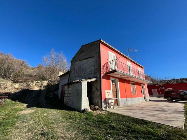 Casa in vendita a Carpineto Della Nora, Abruzzo