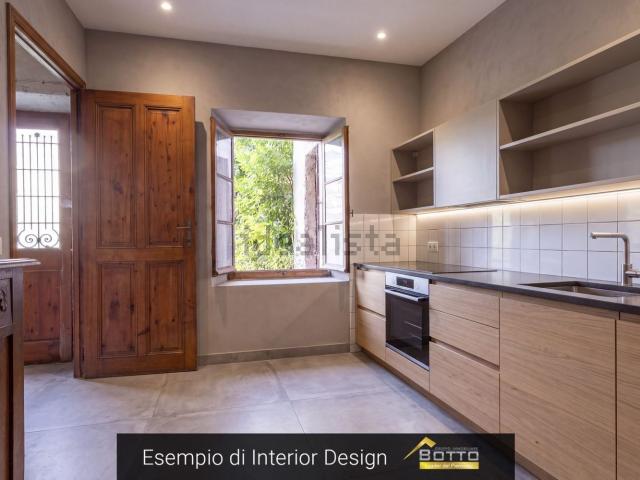 Casa in vendita a Roccapietra, Varallo