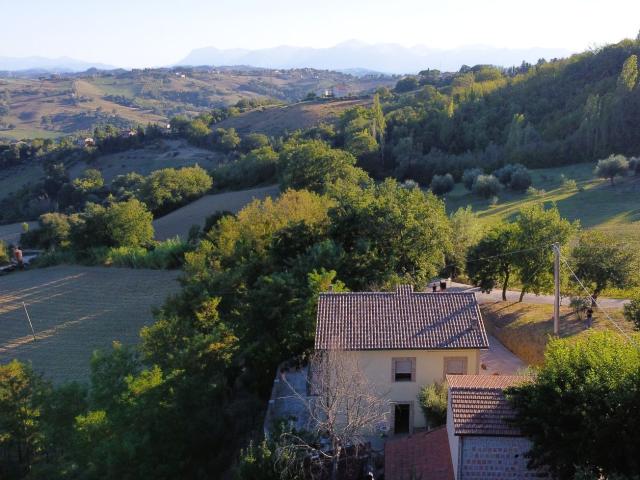 Casa in vendita a Loro Piceno, Macerata