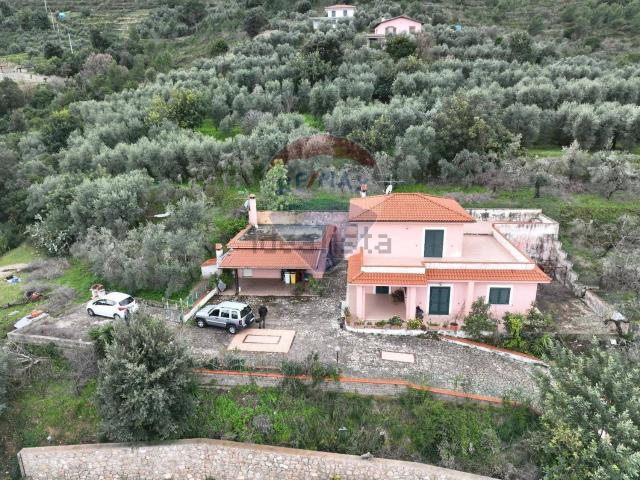 Casa in vendita a Itri, Lazio