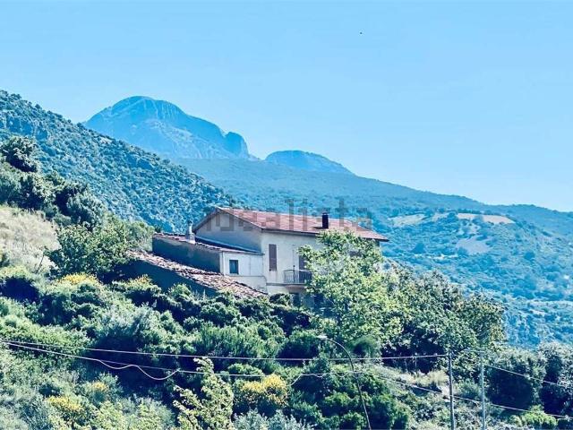 Casa in vendita a Calabria, Cosenza