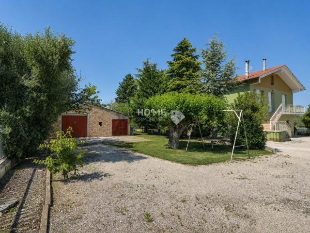 Casa in vendita a Marche, Macerata