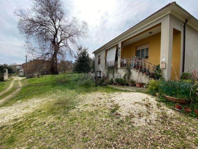 Casa in vendita a Bucchianico, Abruzzo