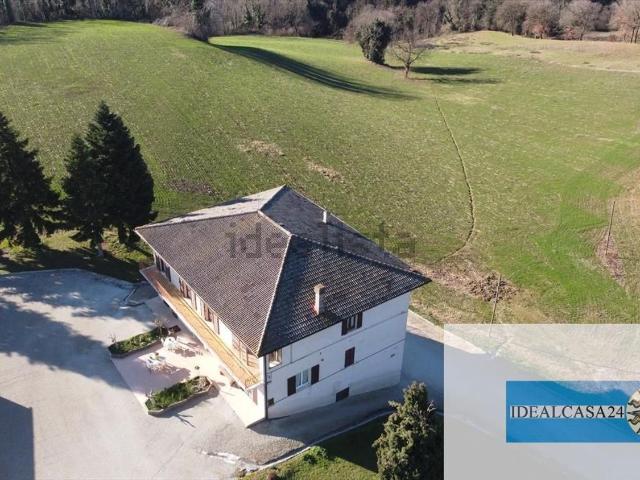 Casa in vendita a Marche, Macerata