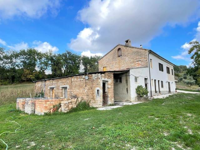 Casa in vendita a Santa Croce I, Montegiorgio