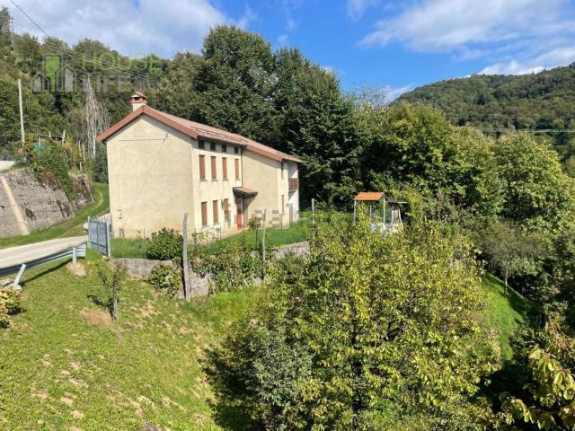 Casa in vendita a Locre, Recoaro Terme