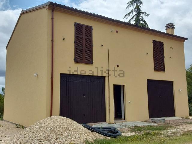 Casa in vendita a Marche, Macerata
