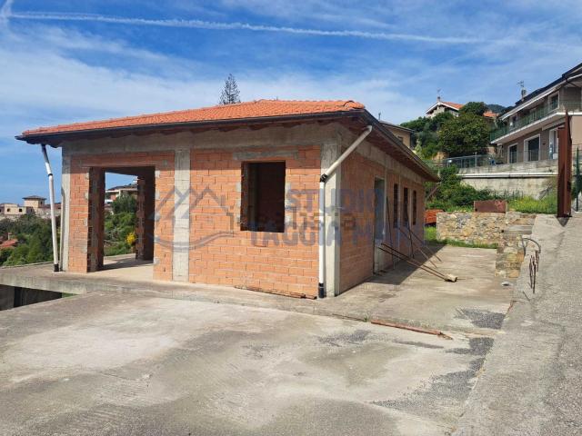 Casa in vendita a Ospedaletti, Liguria