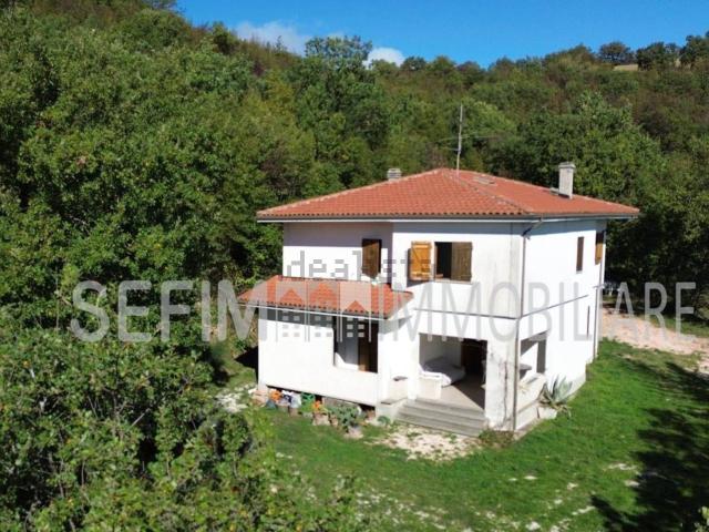 Casa in vendita a Gubbio, Umbria