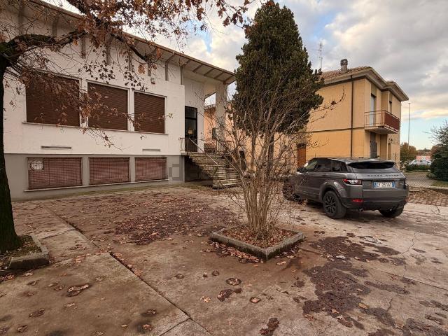 Casa in vendita a Unione di Comuni della Romagna Forlivese, Quattro