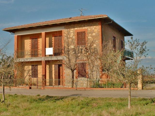 Casa in vendita a Badia, Gioiella