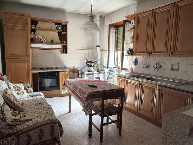Casa in vendita a Subbiano, Toscana