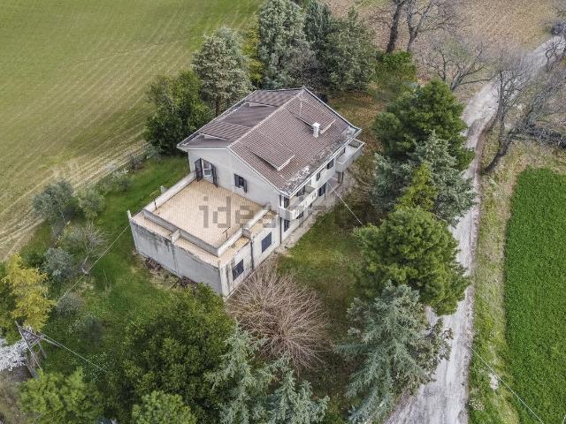 Casa in vendita a Marche, Macerata