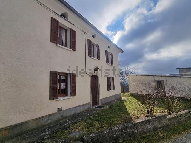 Casa in vendita a Franchini, Bardi