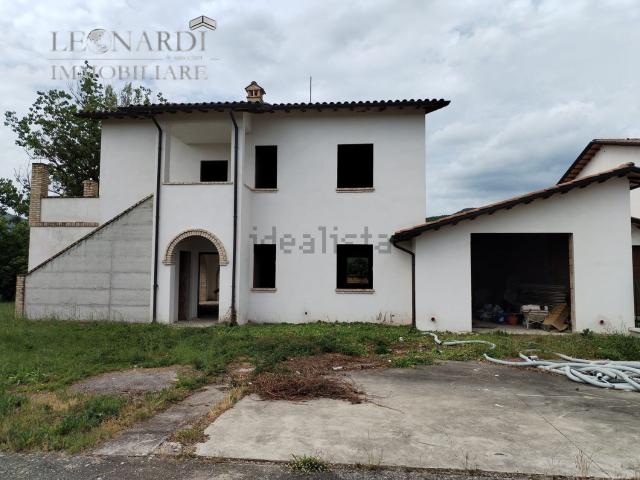 Casa in vendita a Umbertide, Umbria