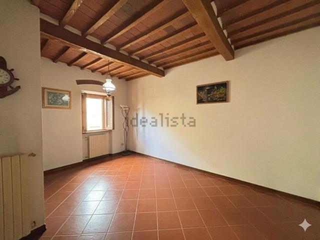 Casa in vendita a Palazzo Del Pero, Toscana