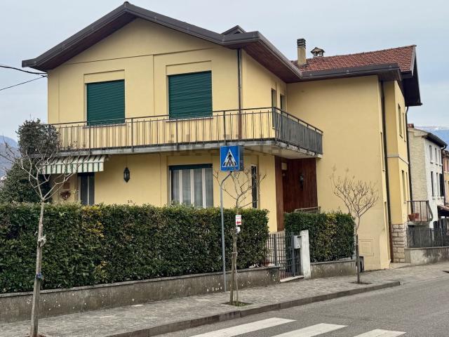 Casa in vendita a Alano Di Piave, Veneto