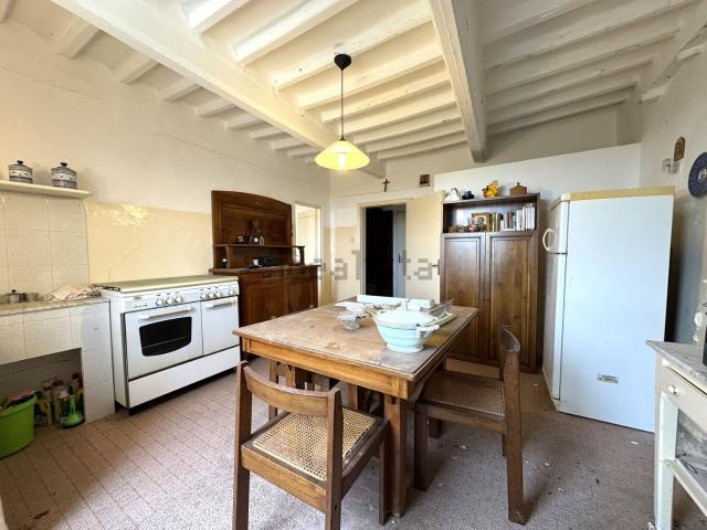 Casa in vendita a Trecastelli, Marche