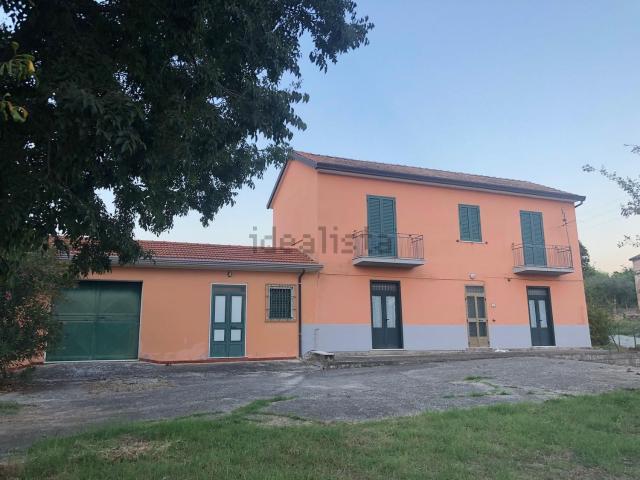Casa in vendita a Terre dell’Ufita, Bonito