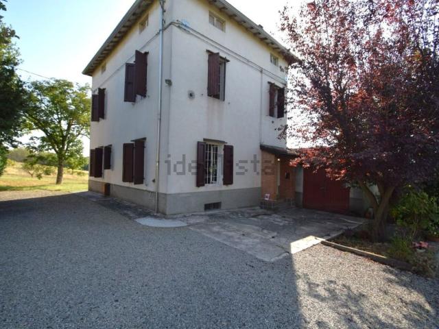 Casa in vendita a Medesano