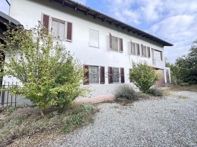 Casa in vendita a Piemonte, Alessandria
