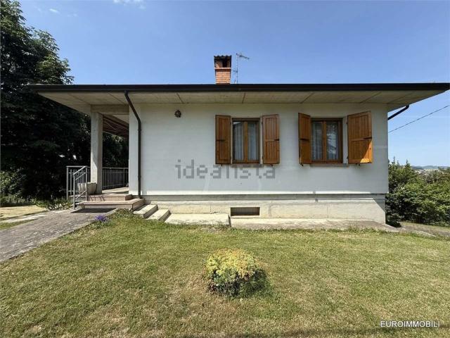 Casa in vendita a Neviano Degli Arduini, Reggio Emilia