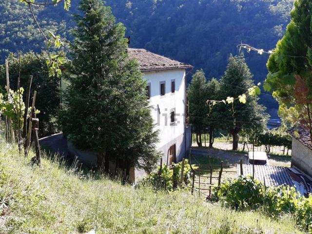 Casa in vendita a Unione Comuni Garfagnana, Fosciandora