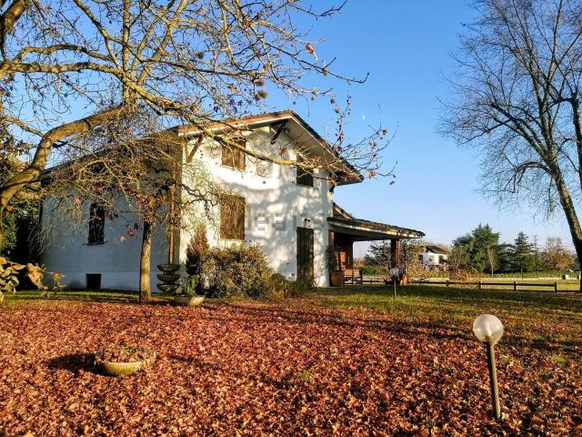Casa in vendita a Piemonte, Alessandria
