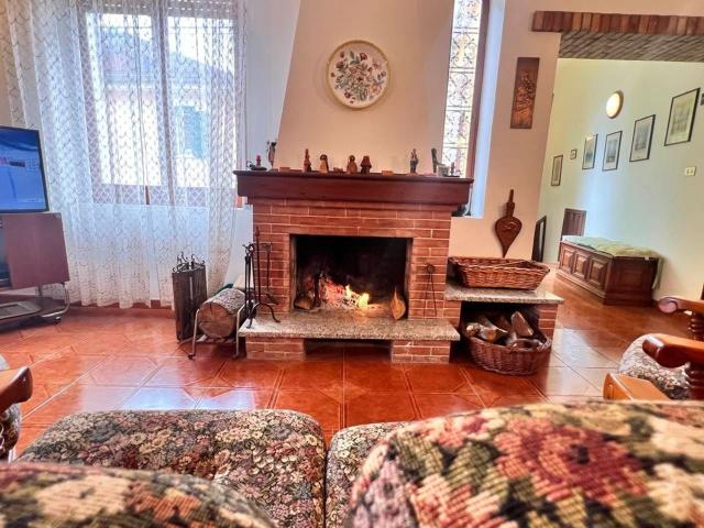 Casa in vendita a Castiglione Del Genovesi, Campania