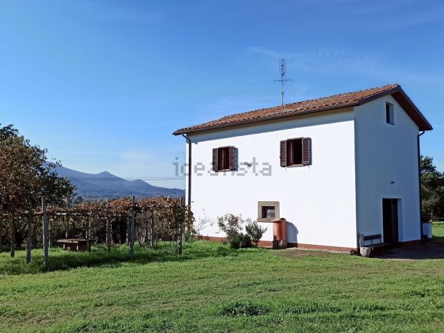 Casa in vendita a Soriano Nel Cimino, Lazio
