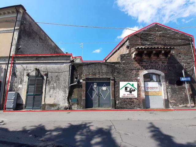 Casa in vendita a Pedara, Sicilia